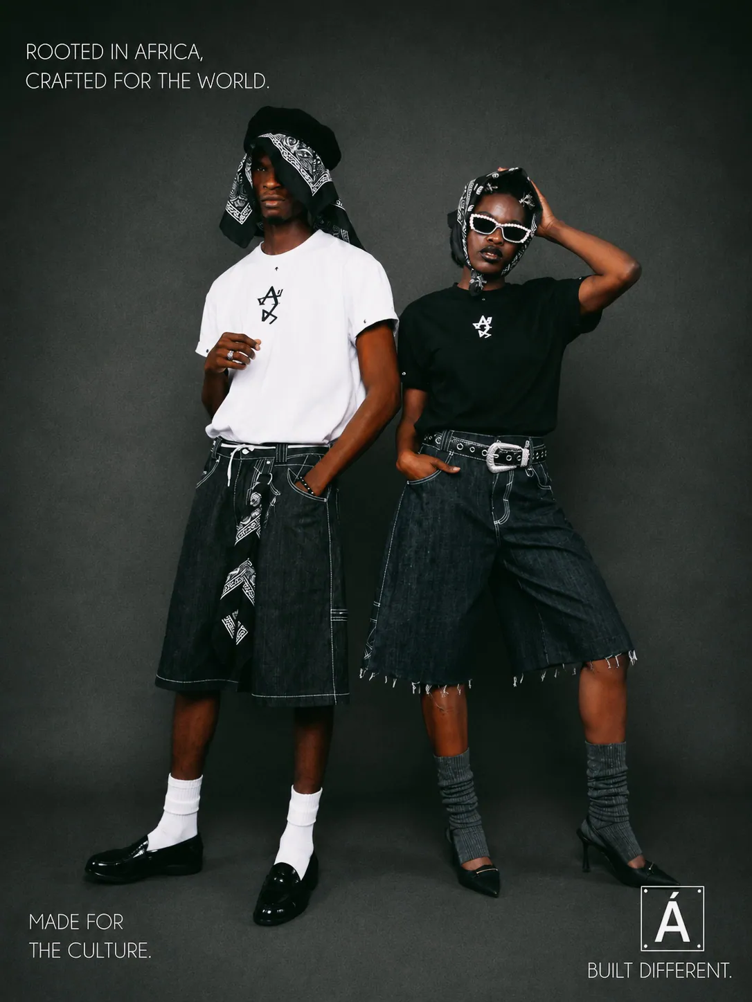 MAJEANSO duo in black and white emblem tees