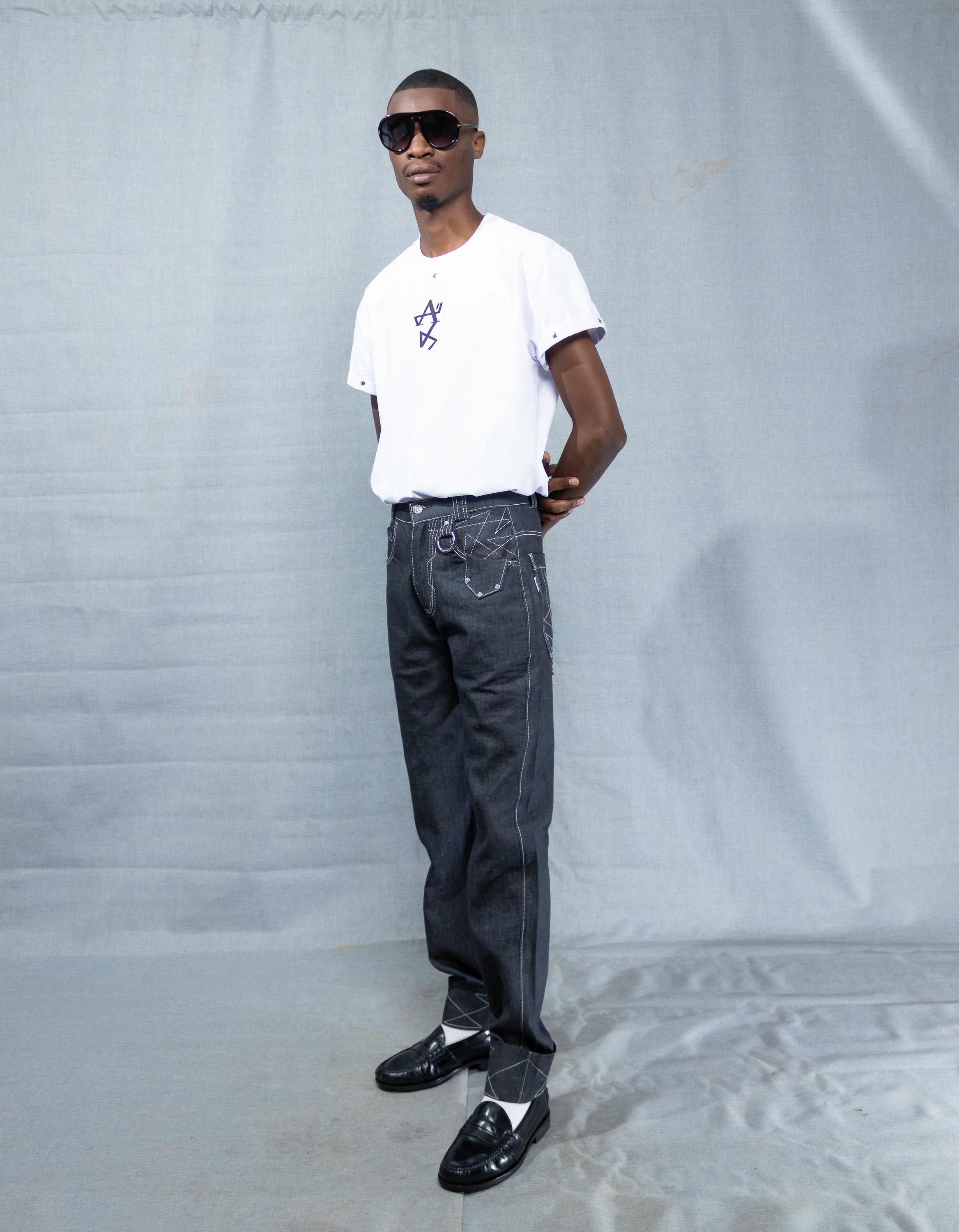 MAJEANSO lookbook: Front view